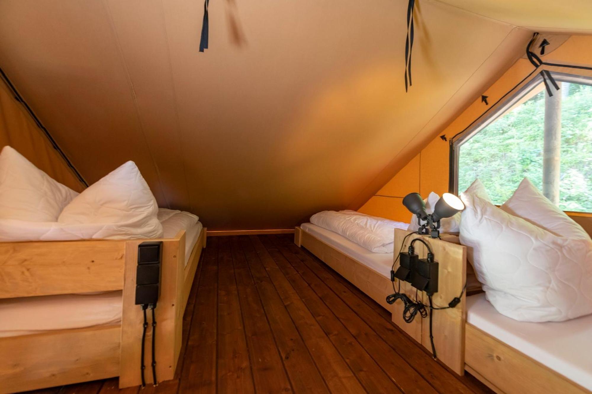 Ferienpark Terrassencamping Sued-See Валхзее Стая снимка